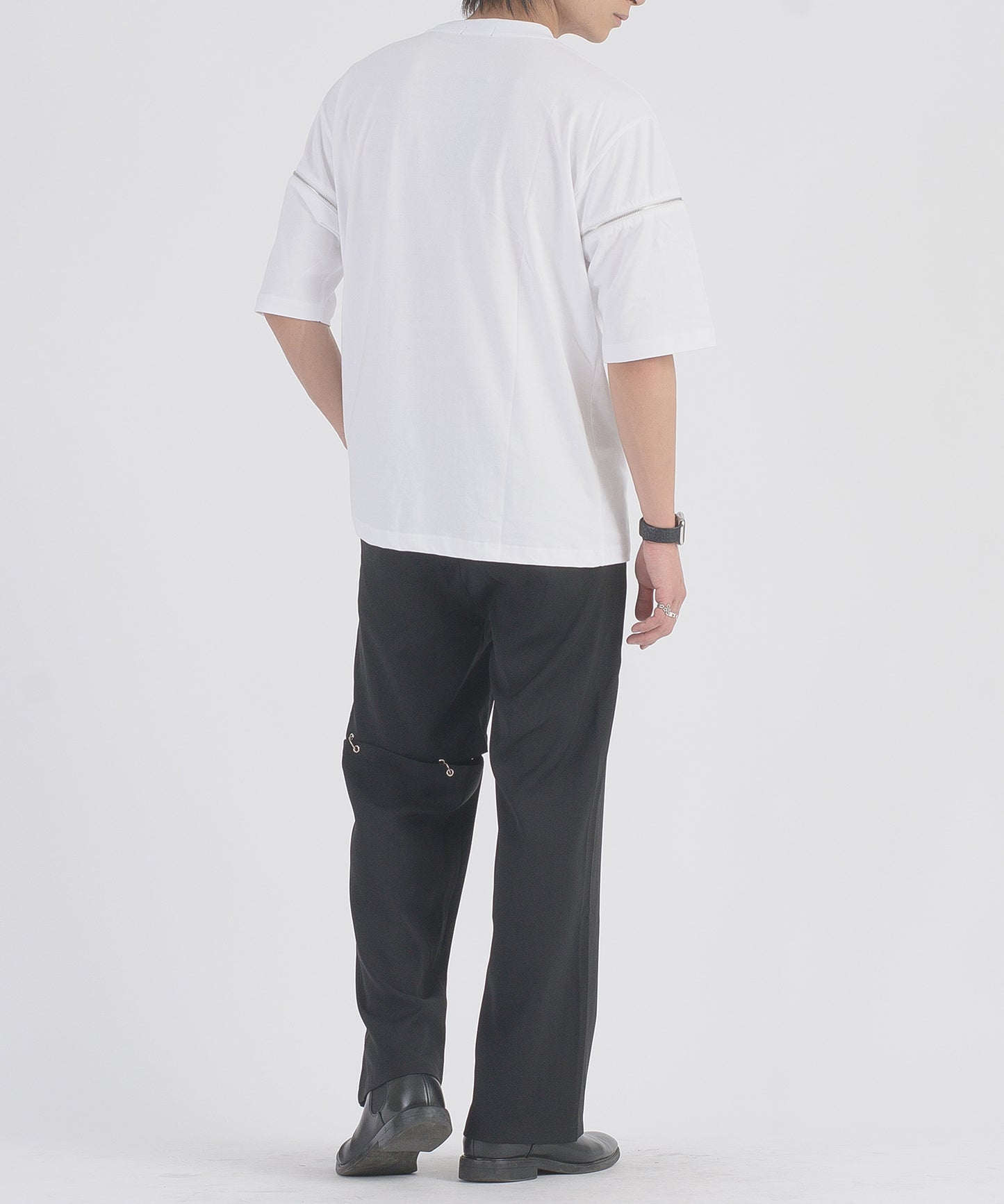 ファスナースリーブTシャツ