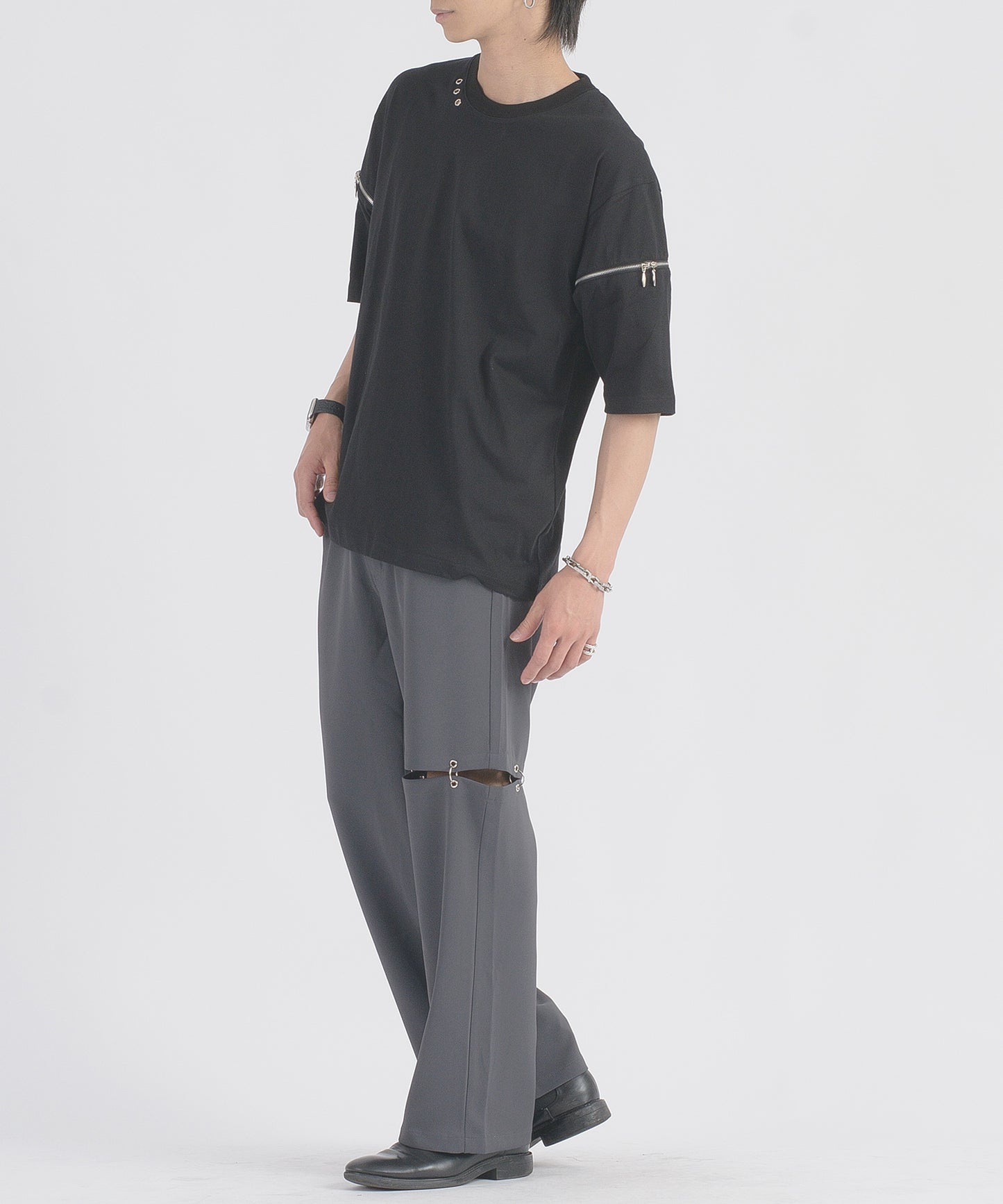 ファスナースリーブTシャツ