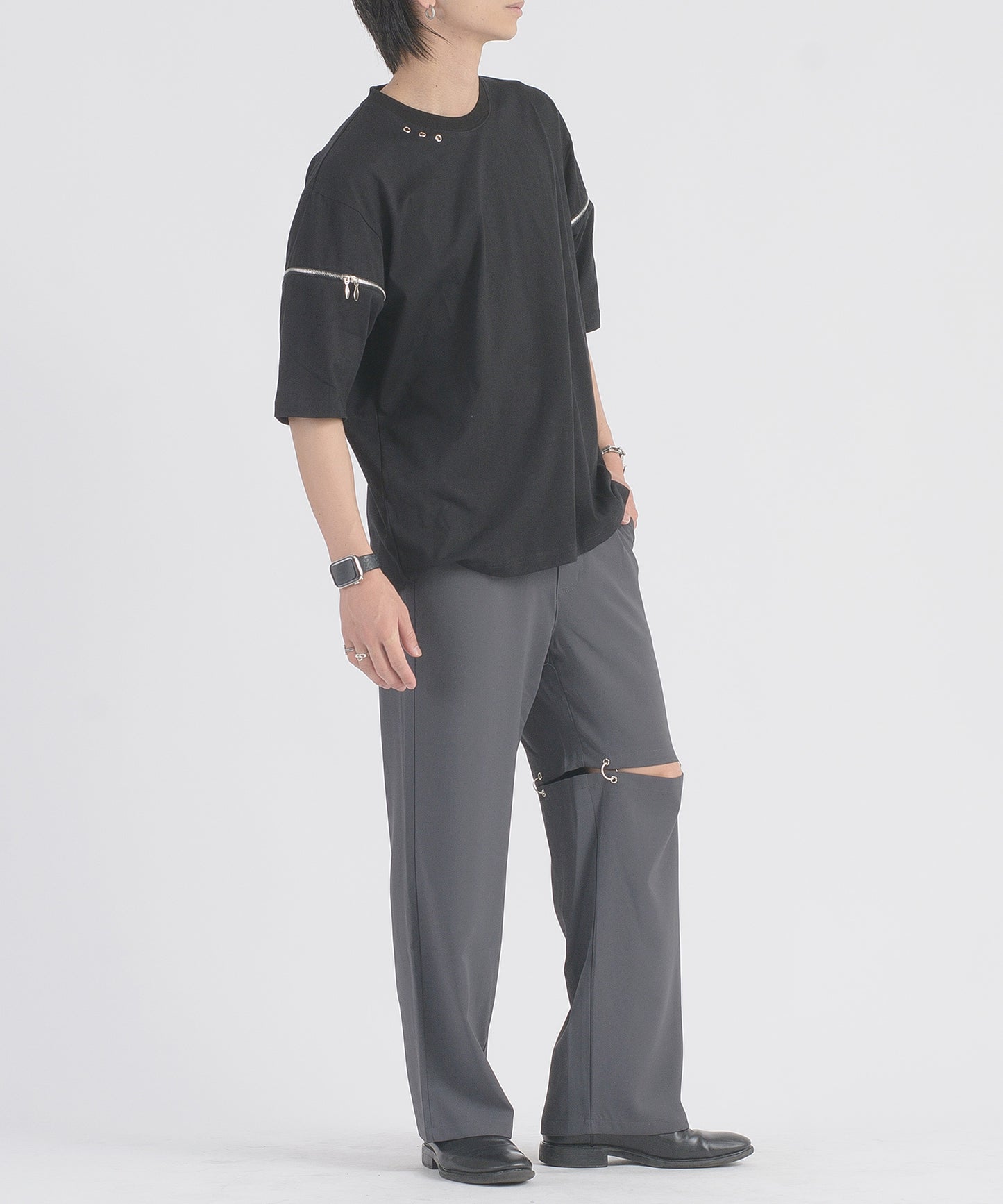 ファスナースリーブTシャツ