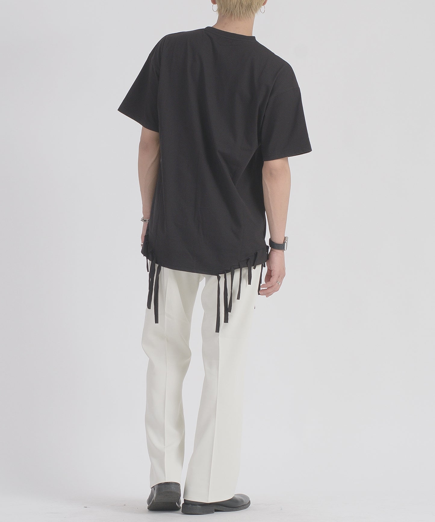 フリンジヘムTシャツ