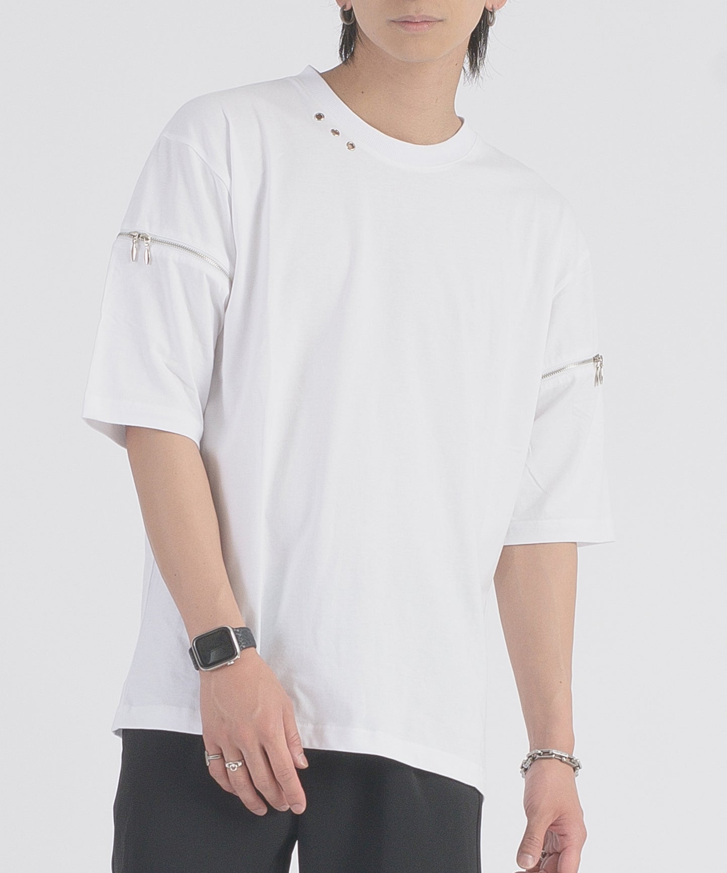 ファスナースリーブTシャツ