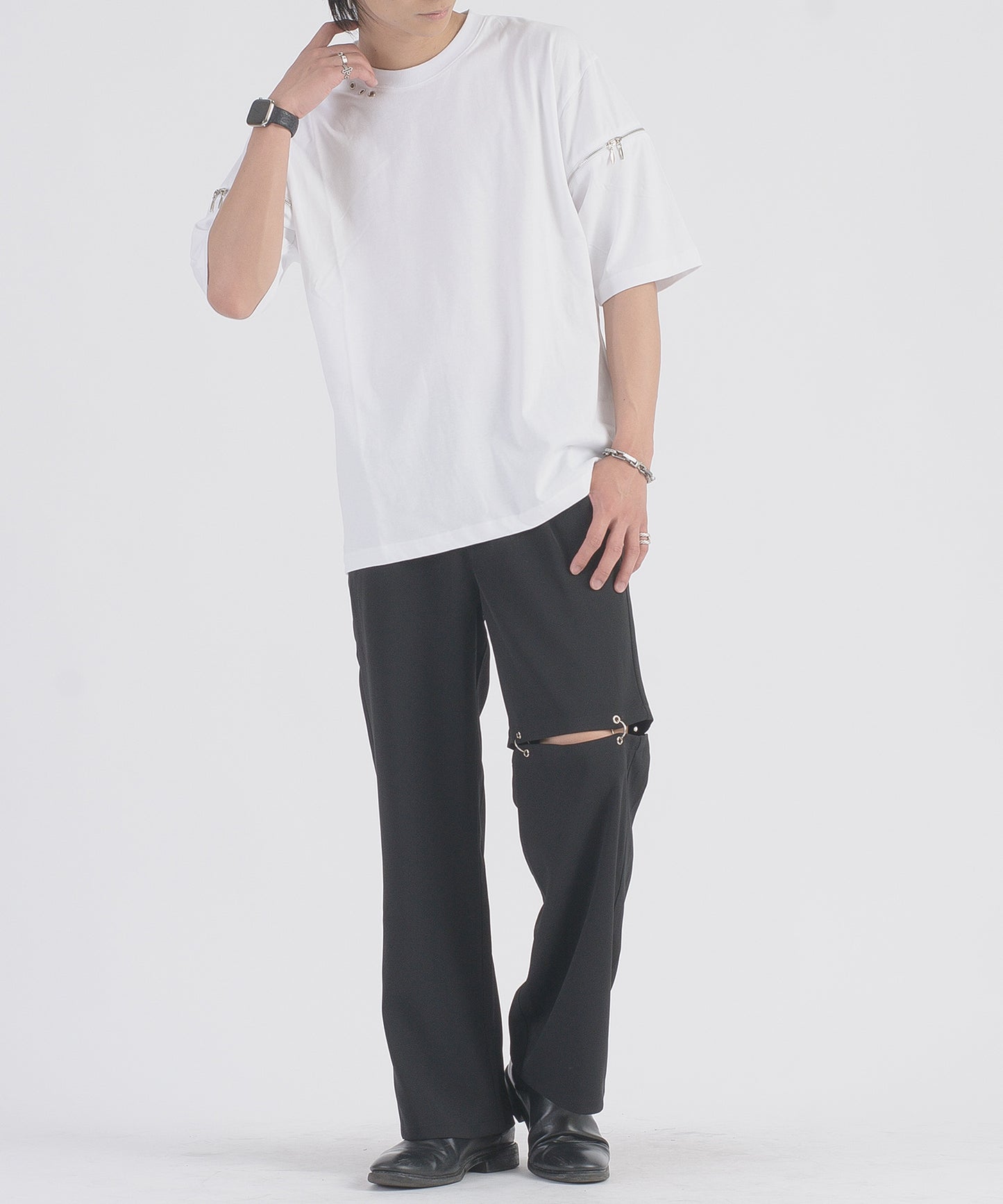 ファスナースリーブTシャツ
