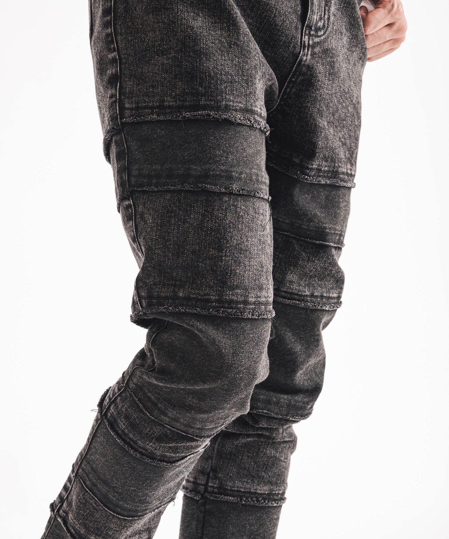 ストレッチストレートパンツ