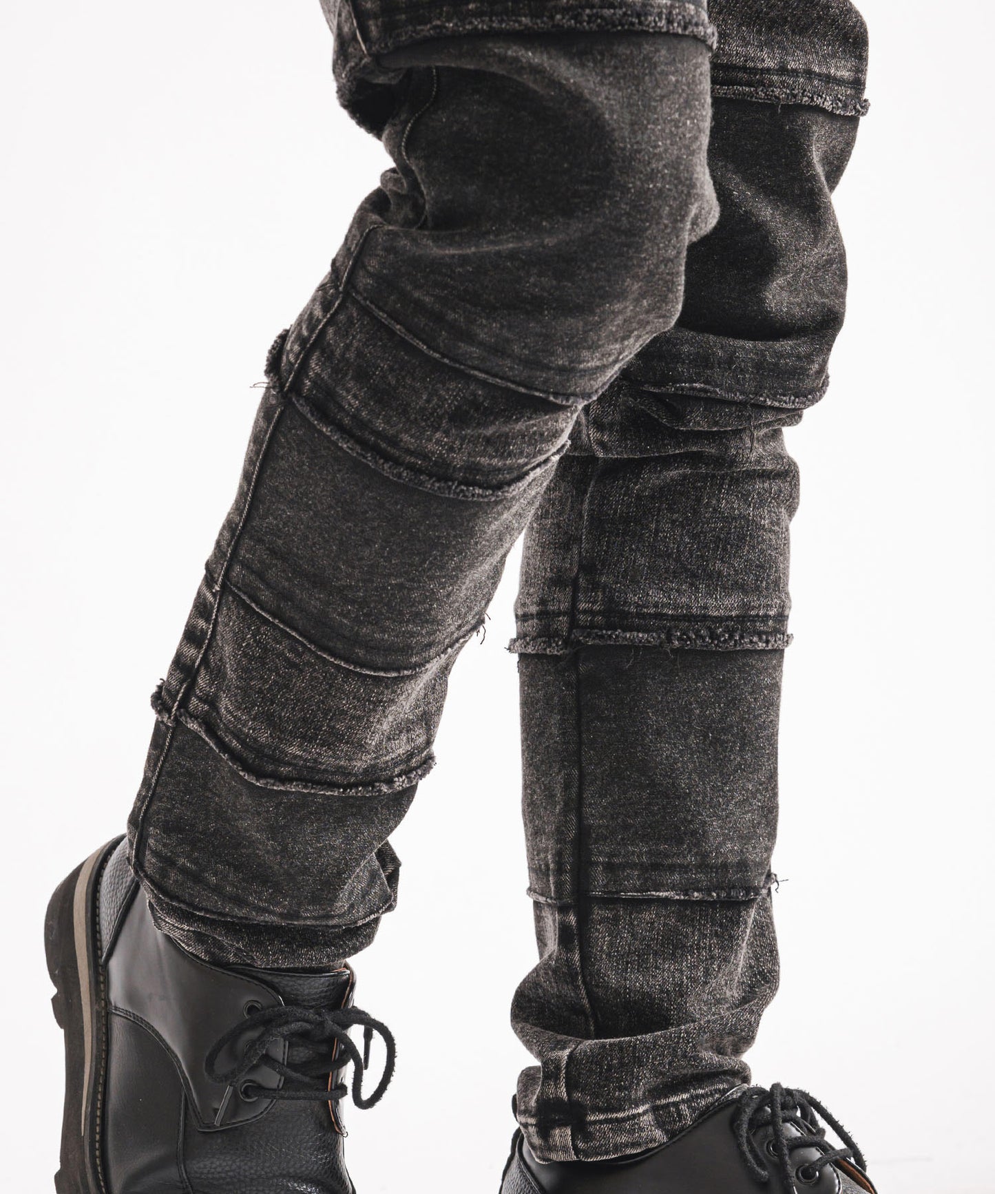 ストレッチストレートパンツ