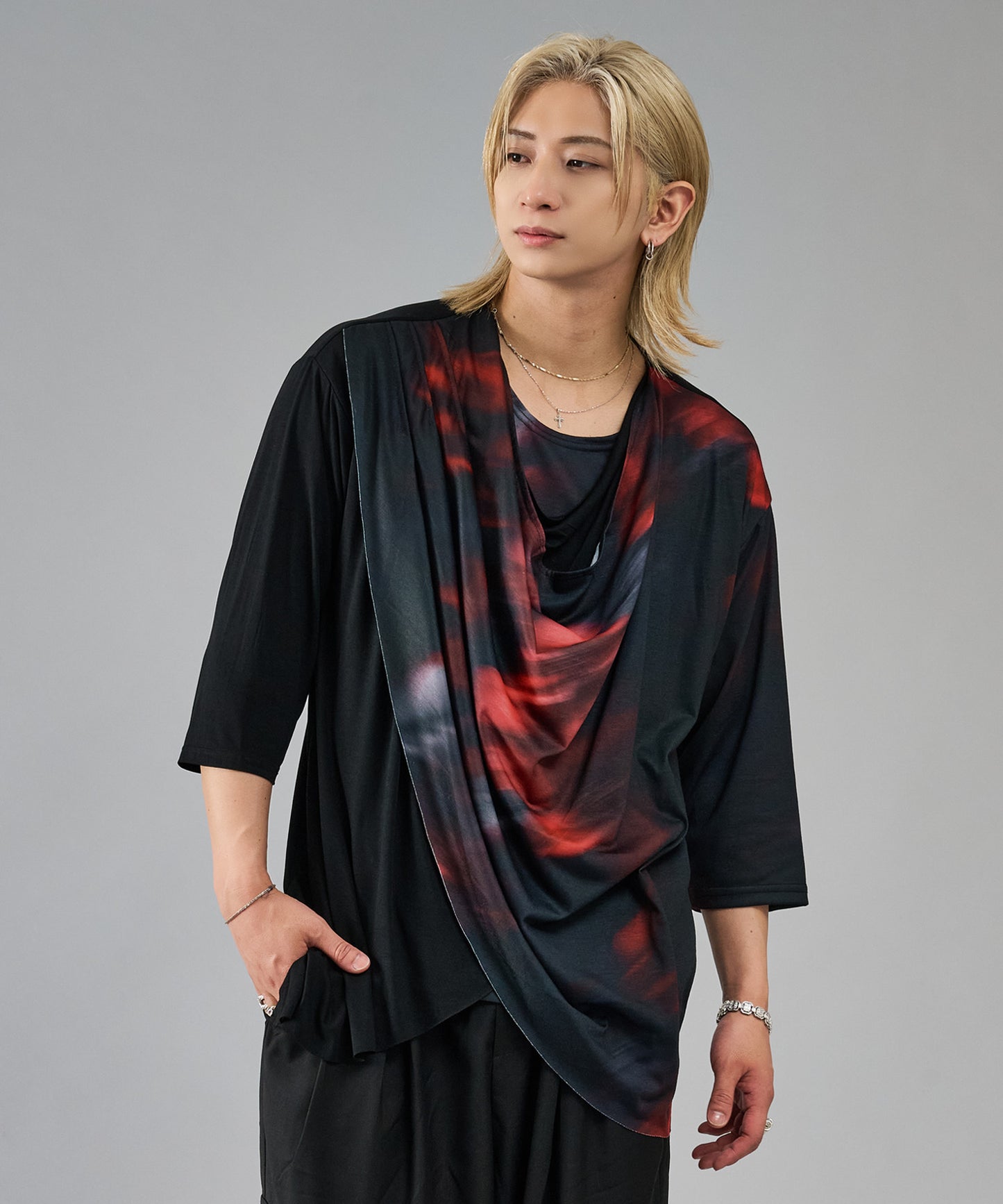 7分袖フラワープリントドレープTシャツ