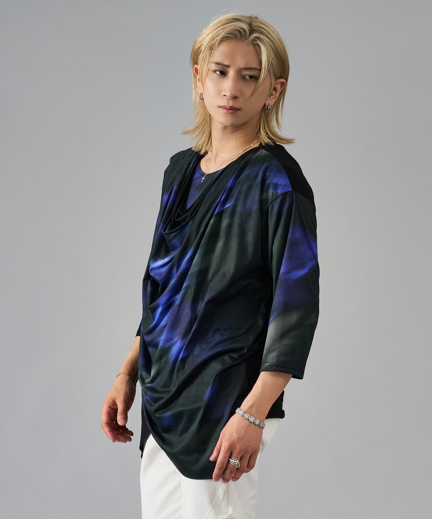 7分袖フラワープリントドレープTシャツ