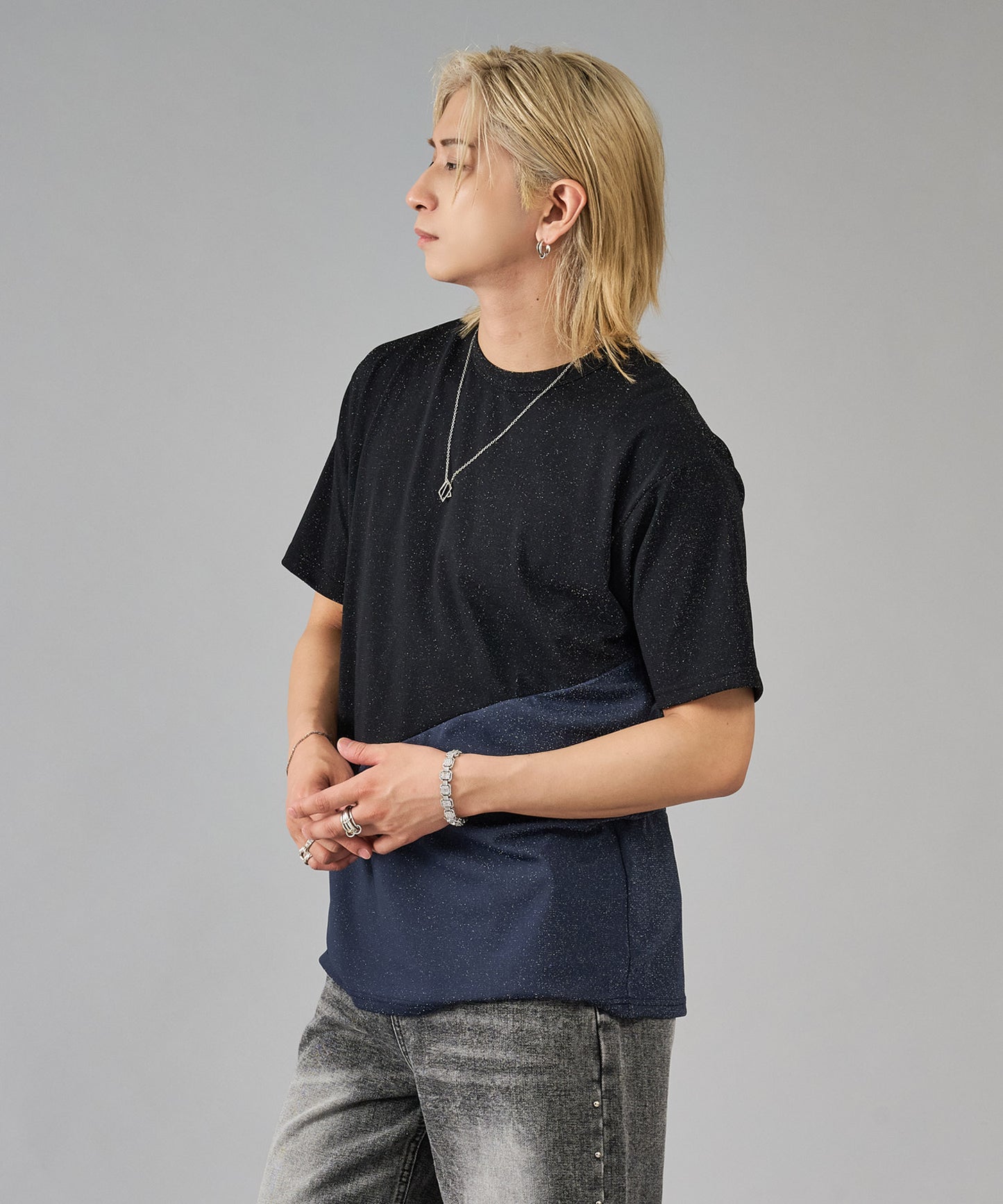 ネックレス付き配色切り替えTシャツ