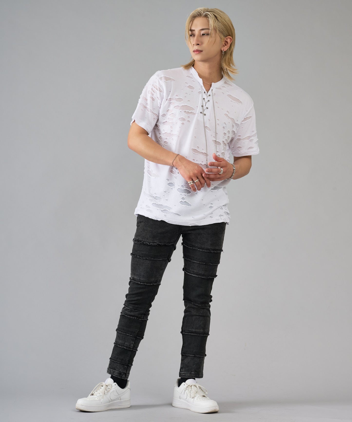 チェーンレースアップTシャツ
