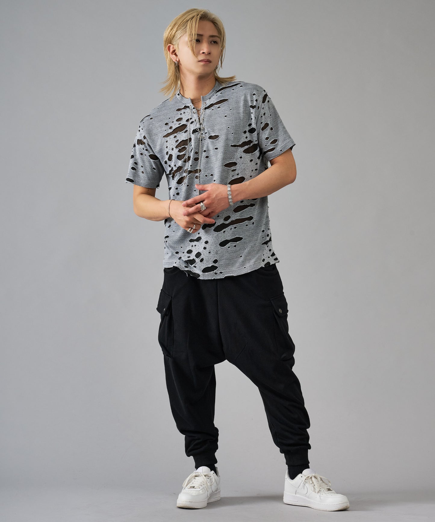 チェーンレースアップTシャツ