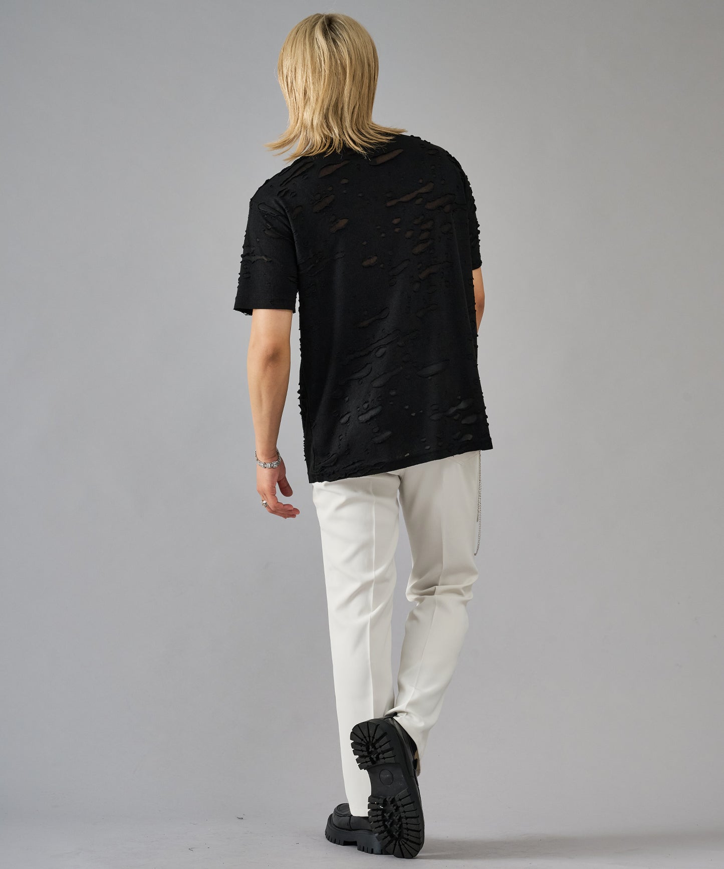 チェーンレースアップTシャツ