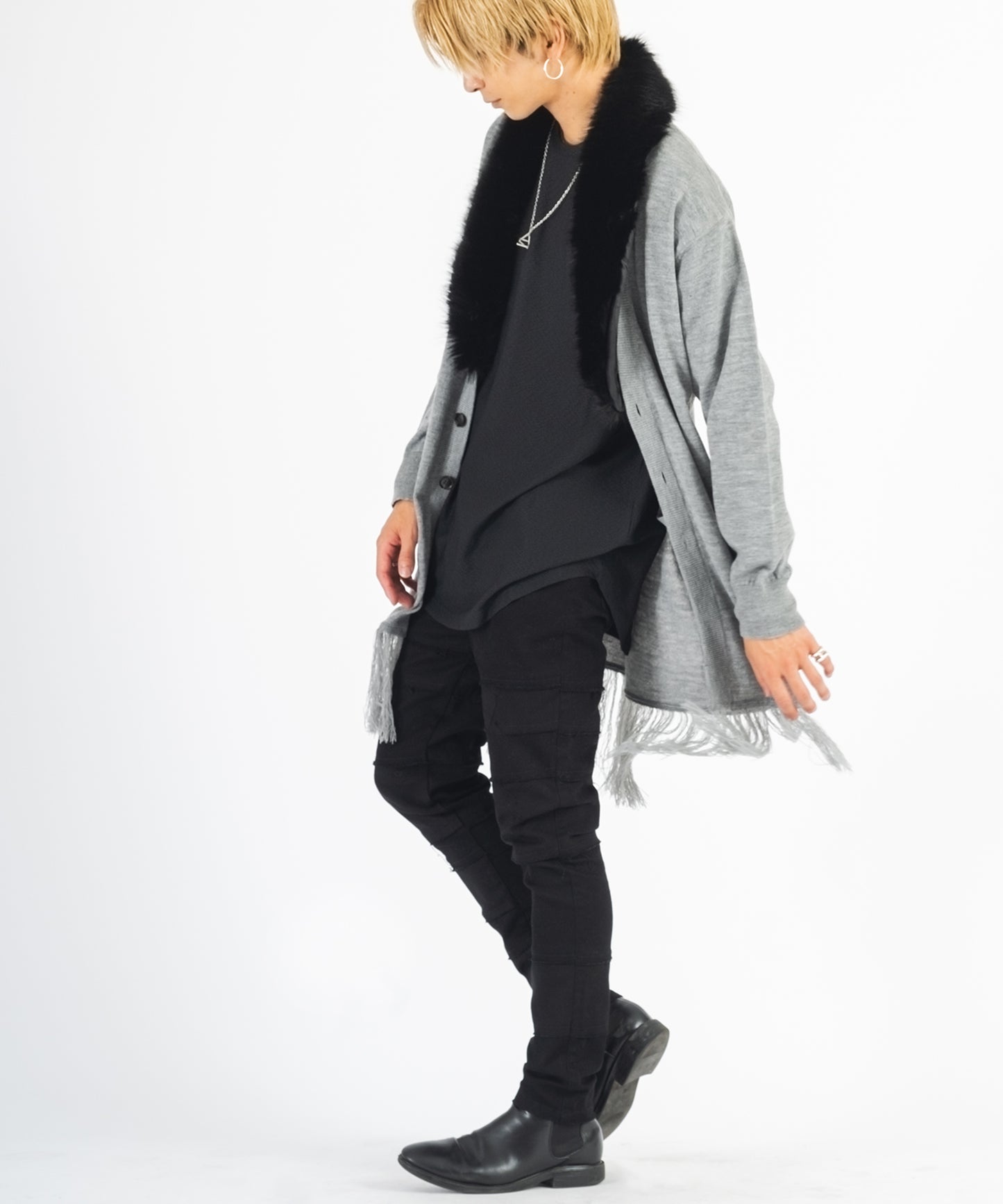 ストレッチストレートパンツ