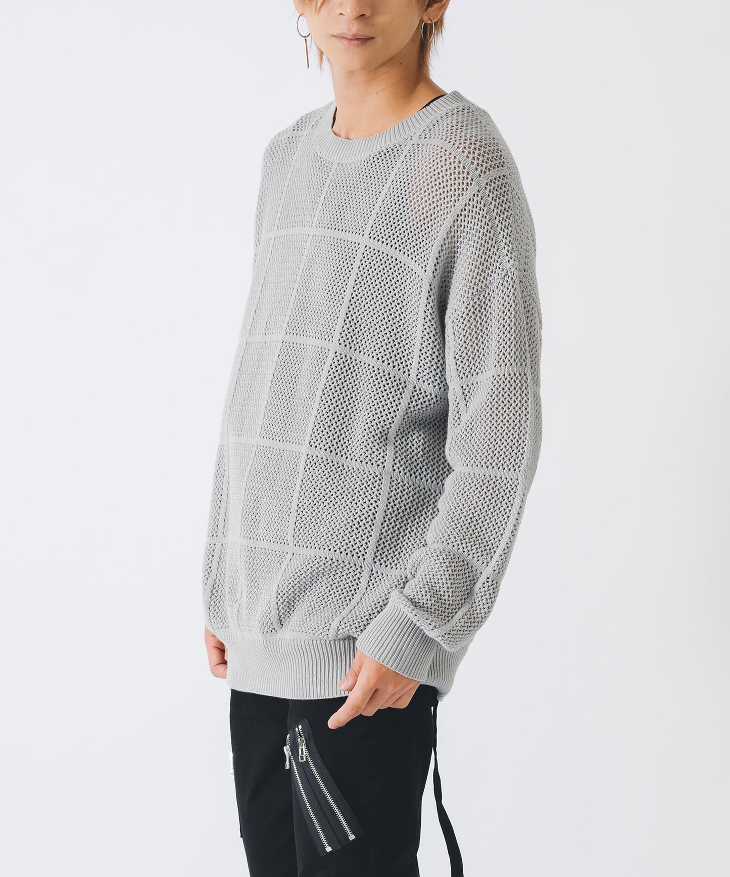 メッシュクルーネックニット