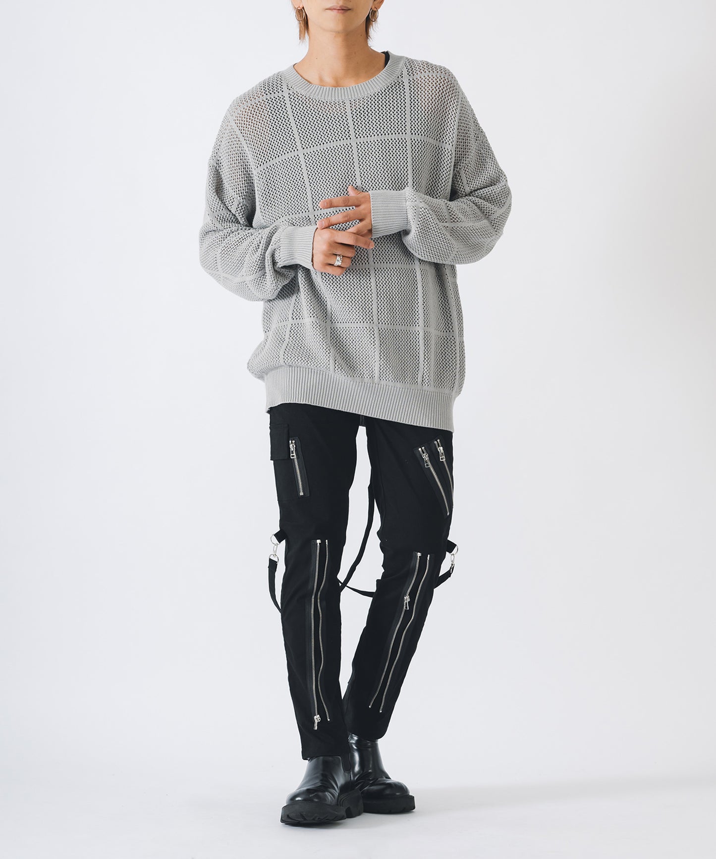 メッシュクルーネックニット