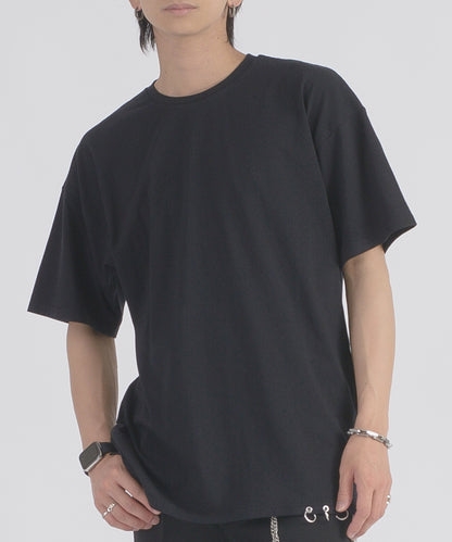 裾ピアスTシャツ