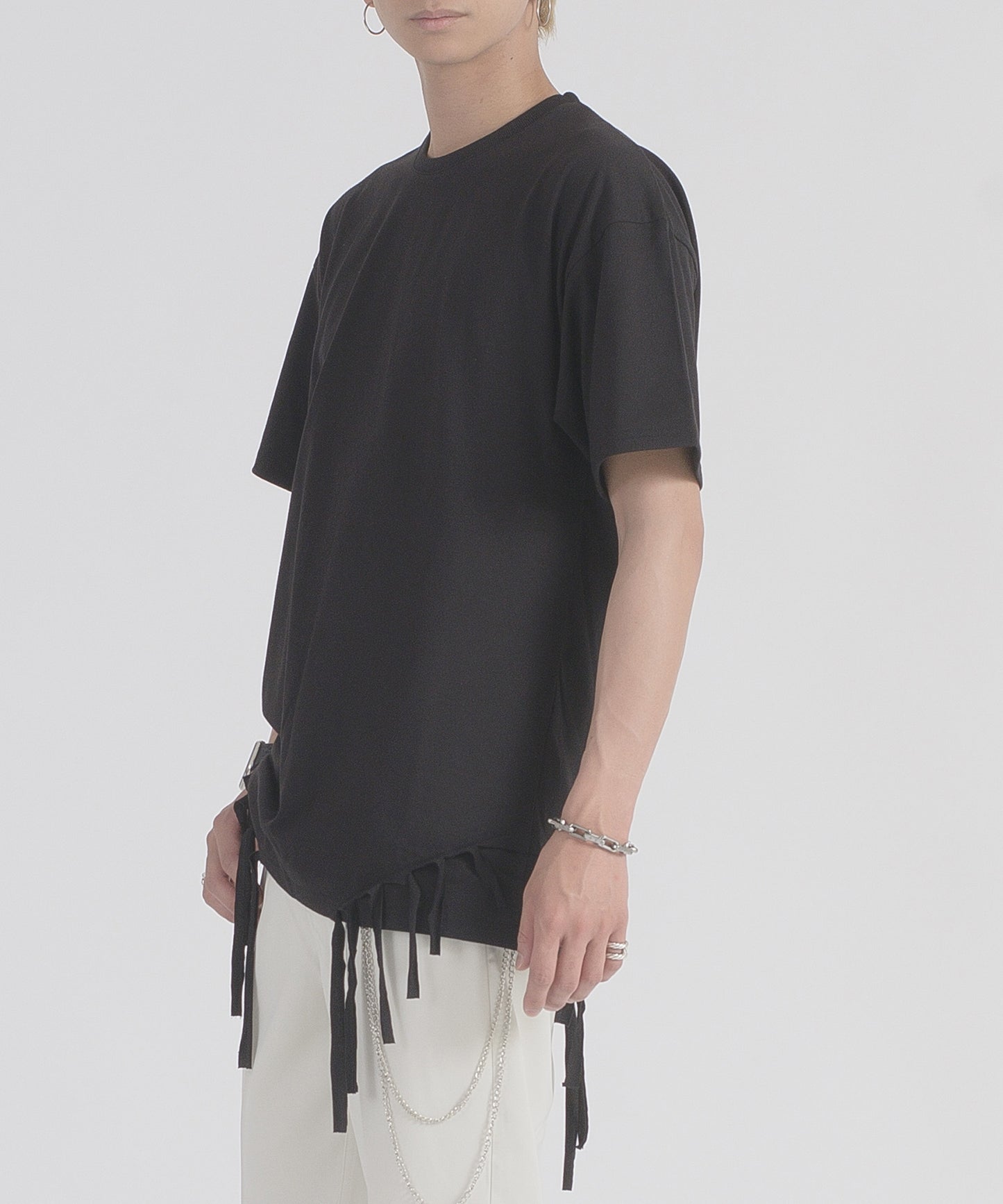 フリンジヘムTシャツ