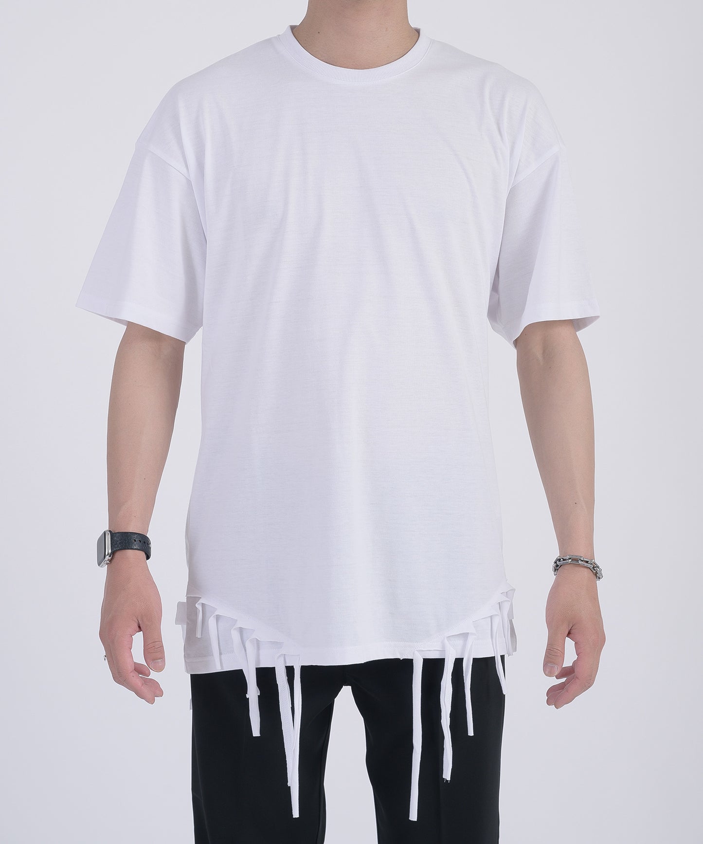 フリンジヘムTシャツ