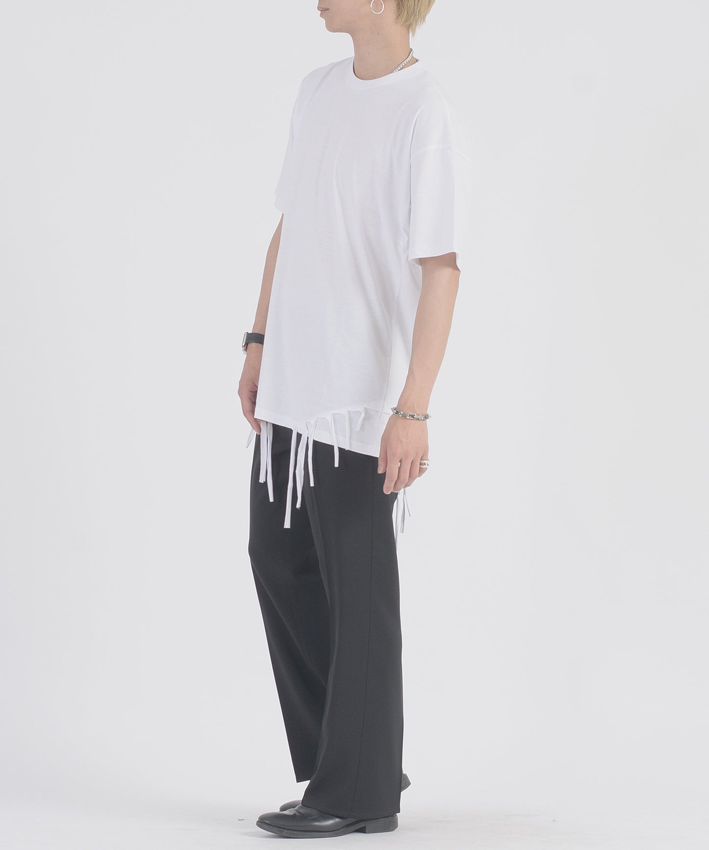 フリンジヘムTシャツ
