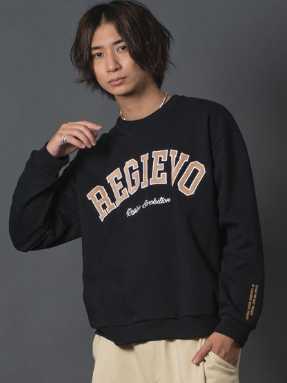 アップリケロゴトレーナー