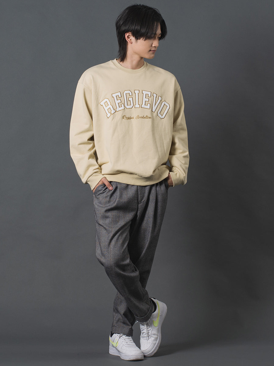 アップリケロゴトレーナー