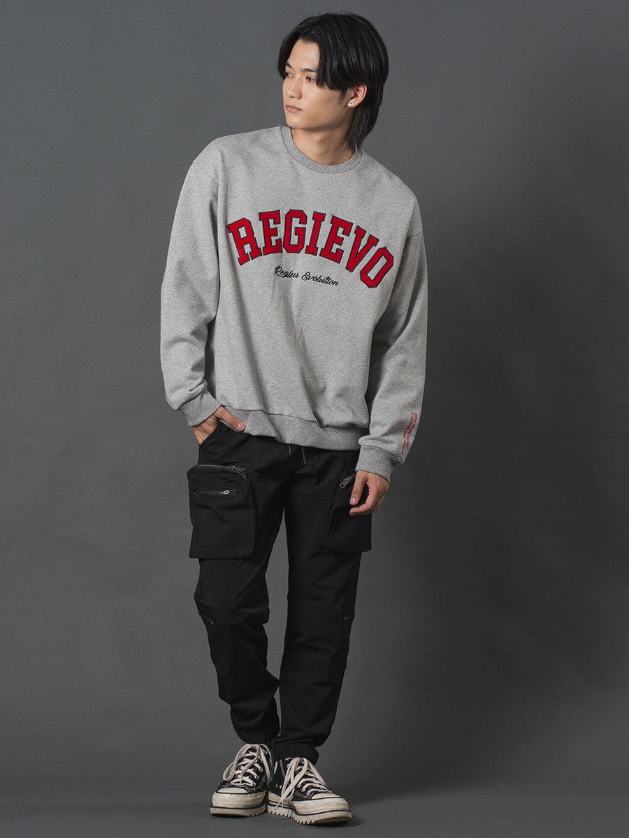 アップリケロゴトレーナー