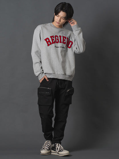 アップリケロゴトレーナー