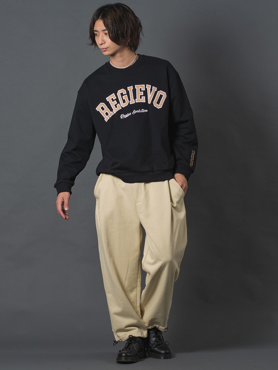 アップリケロゴトレーナー