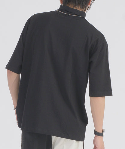 ネックレスタートルTシャツ