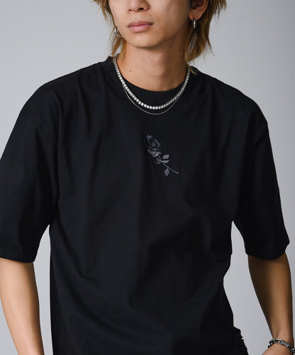 ローズ刺繍グランジTシャツ
