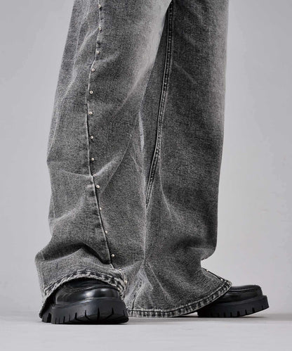 スタッズワイドバギーデニムパンツ