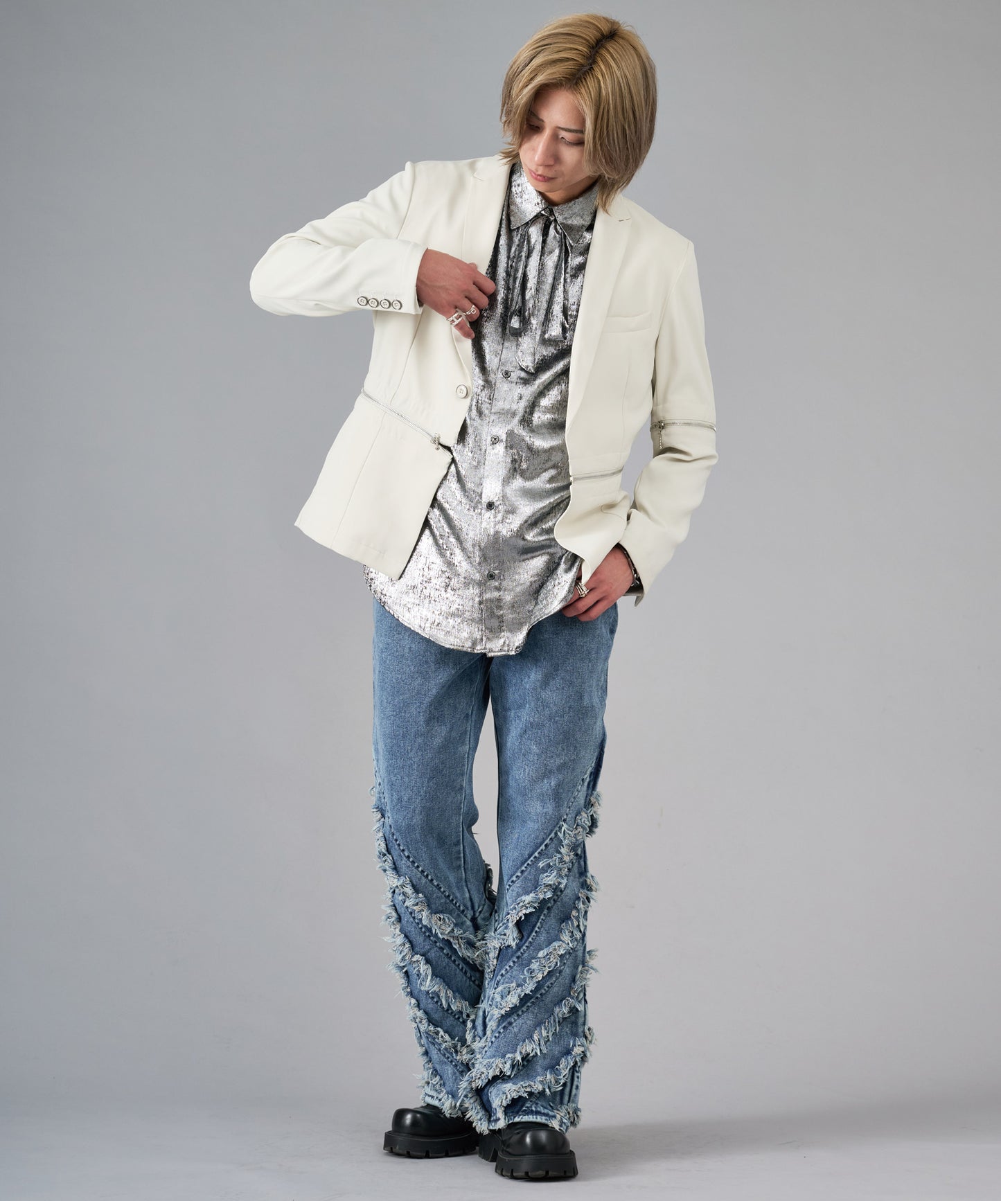 フリンジフレアデニムパンツ