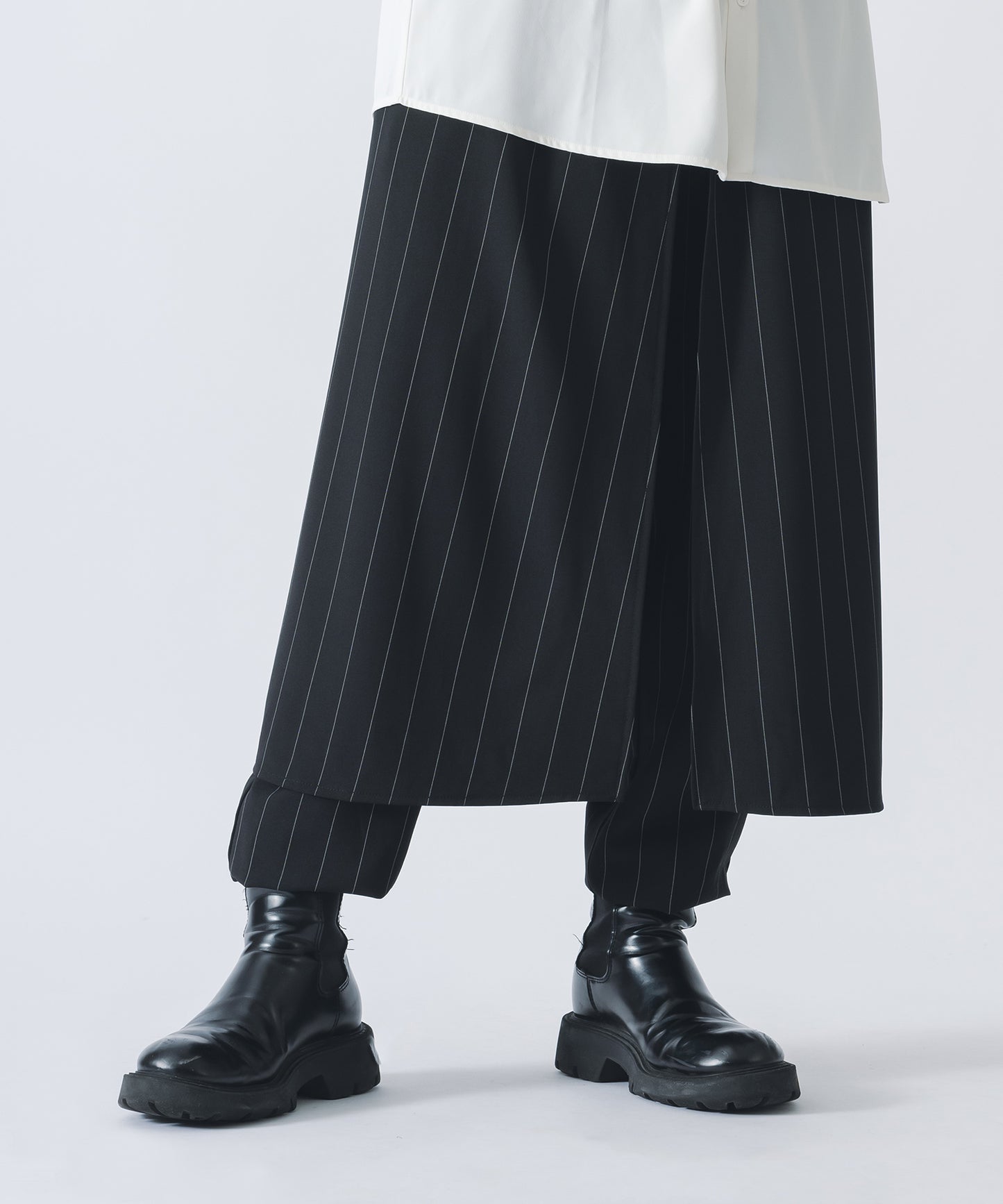 巻きスカート付きジョガーパンツ