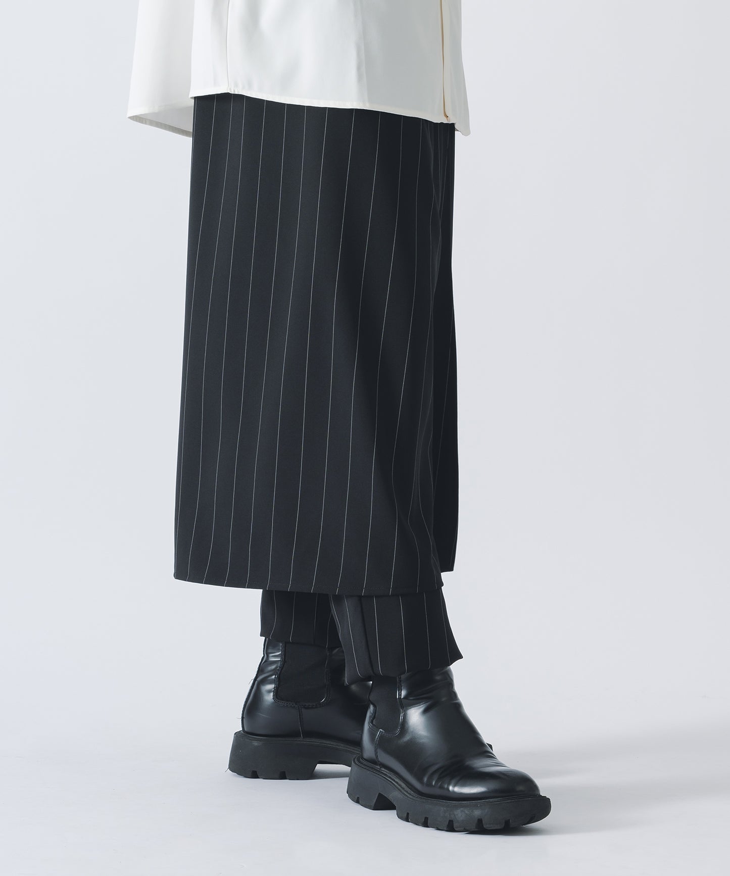 巻きスカート付きジョガーパンツ