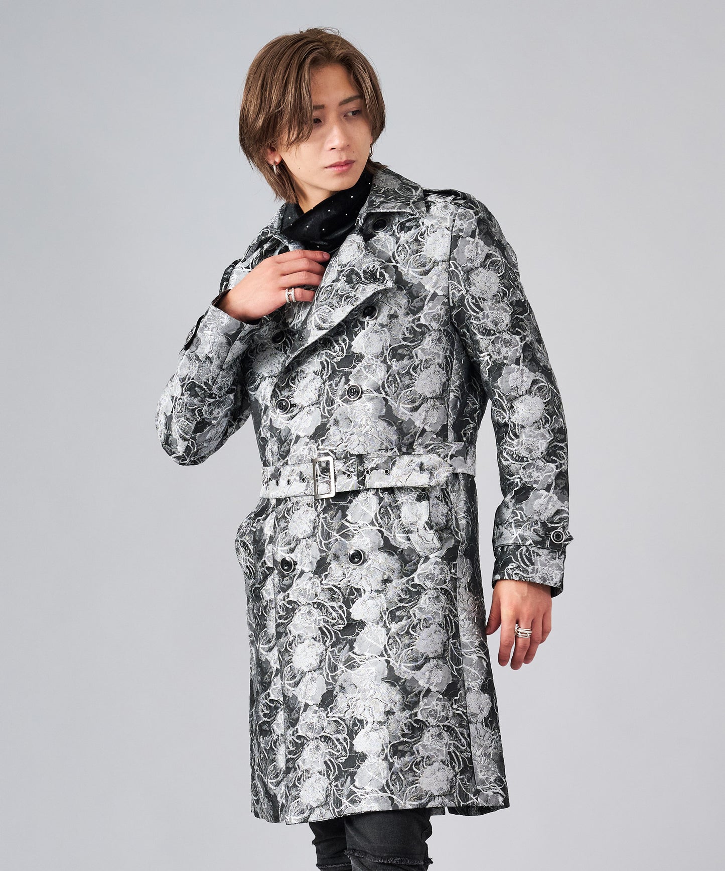 ダブルトレンチコート