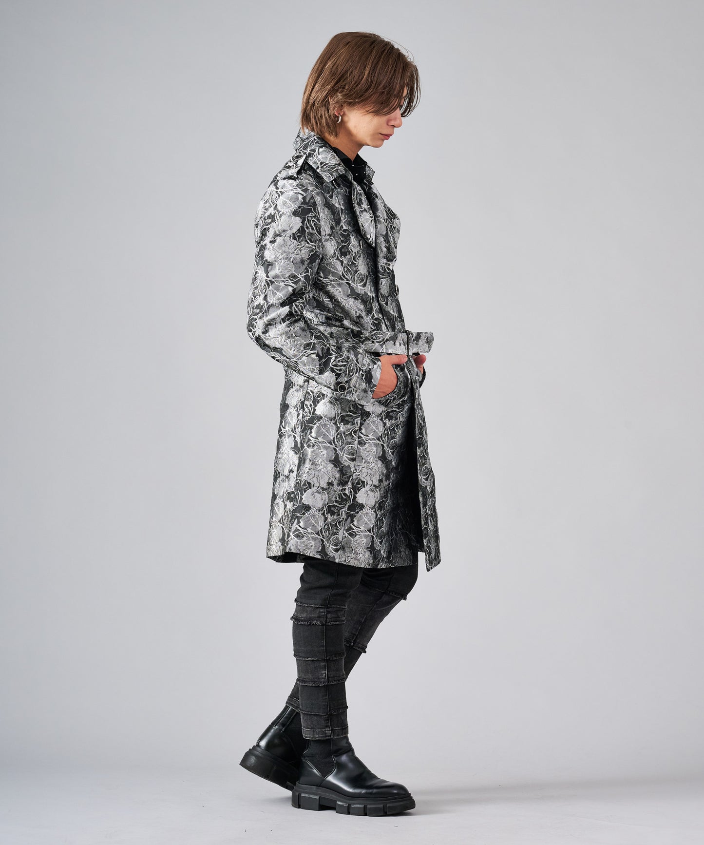 ダブルトレンチコート