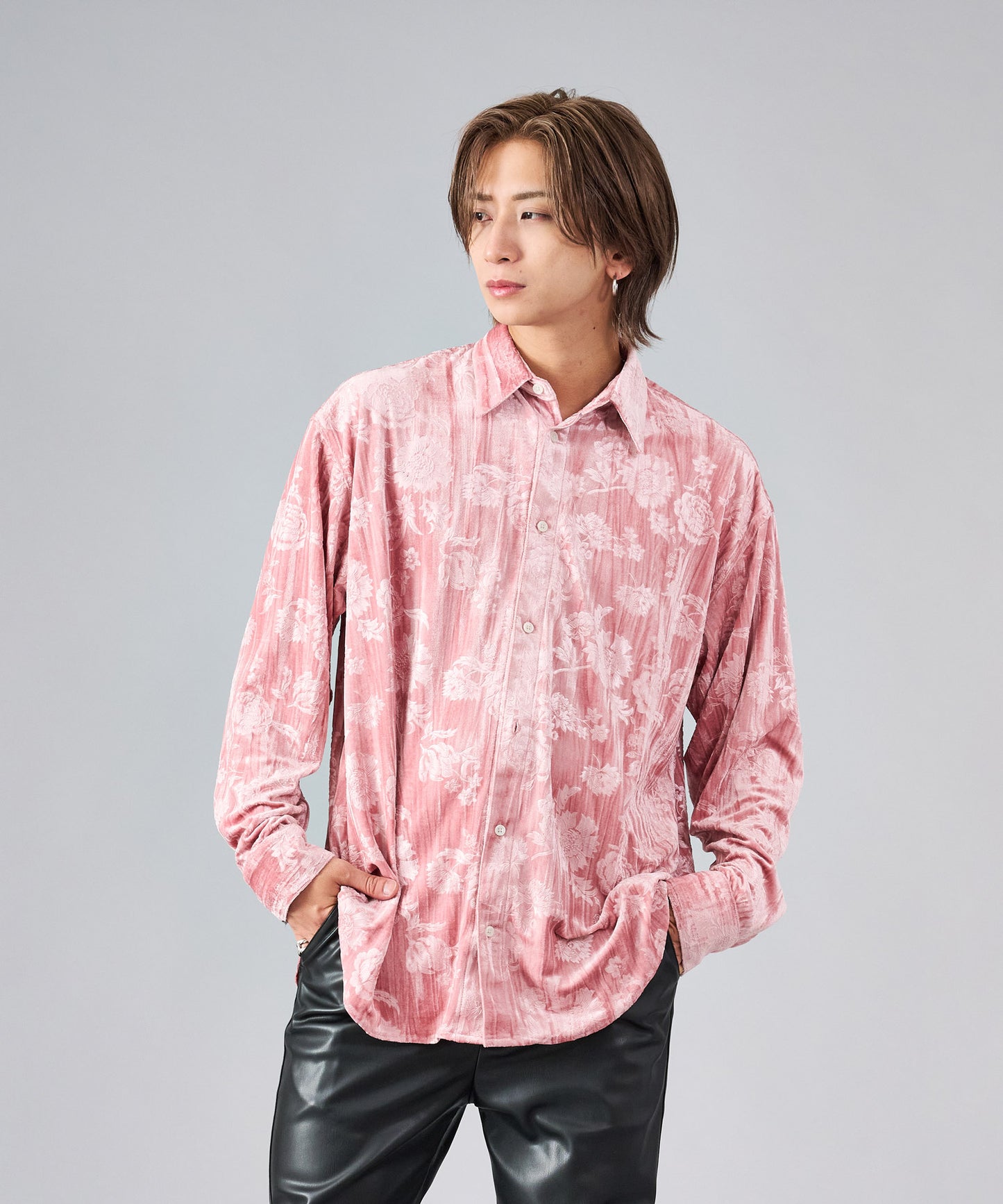 フラワーエンボスベロアシャツ