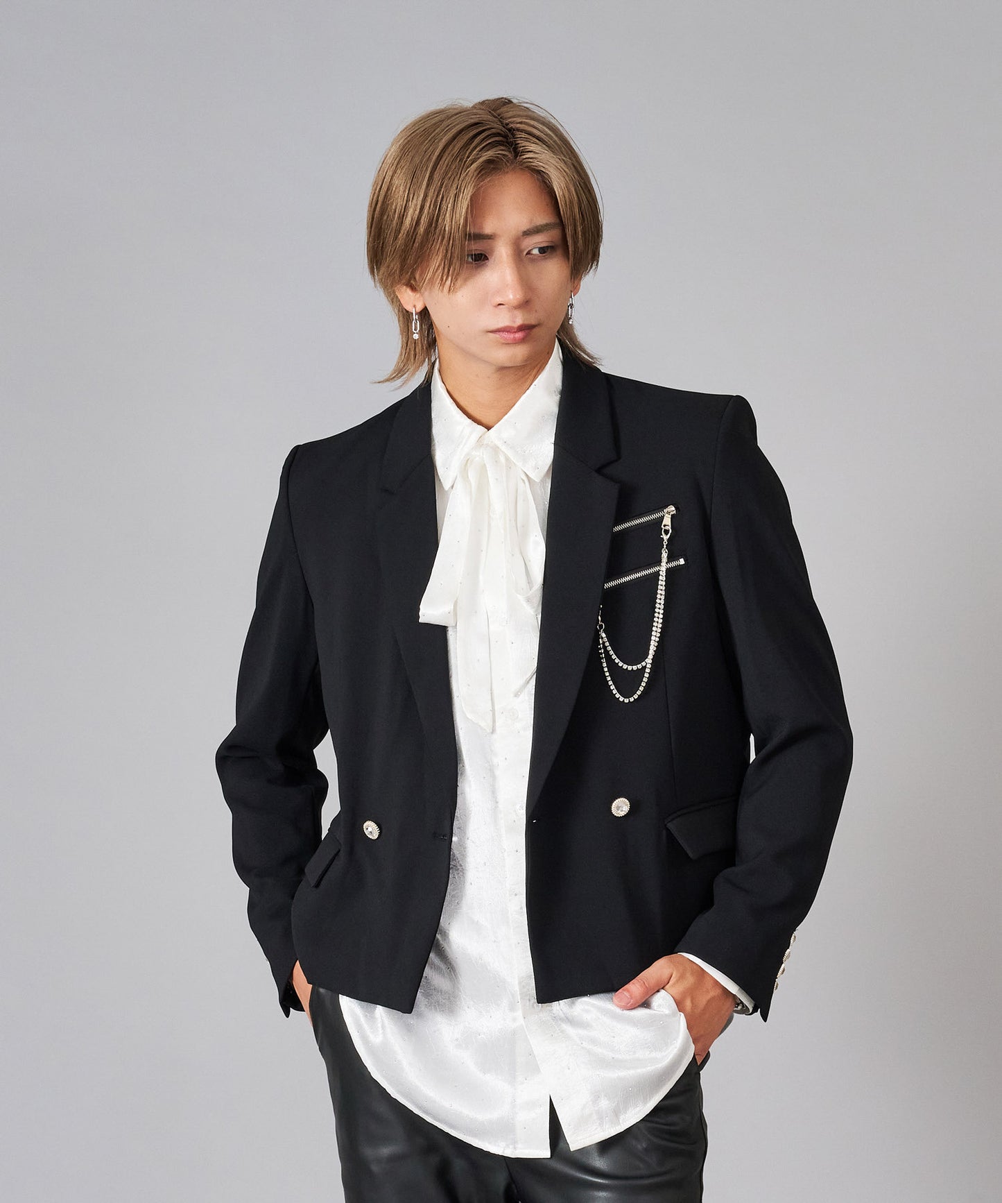 胸ファスナーチェーンWショートジャケット