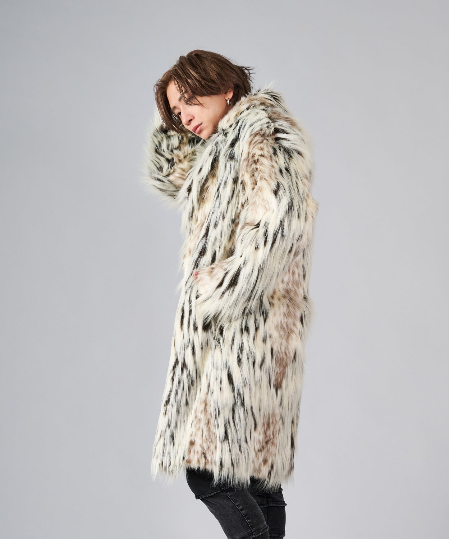 ファードロップショルダーチェスターコート