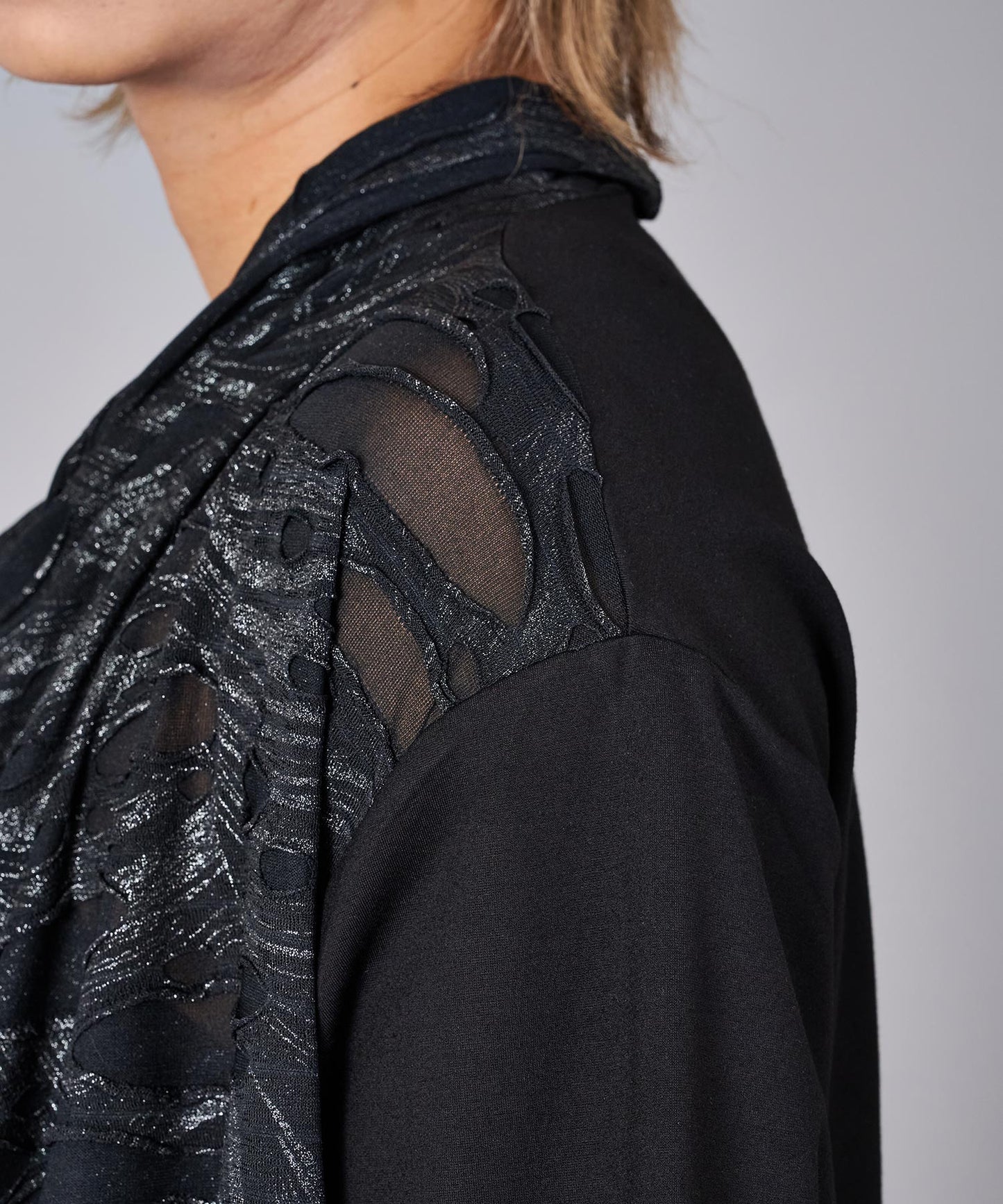 ドレープカーデ