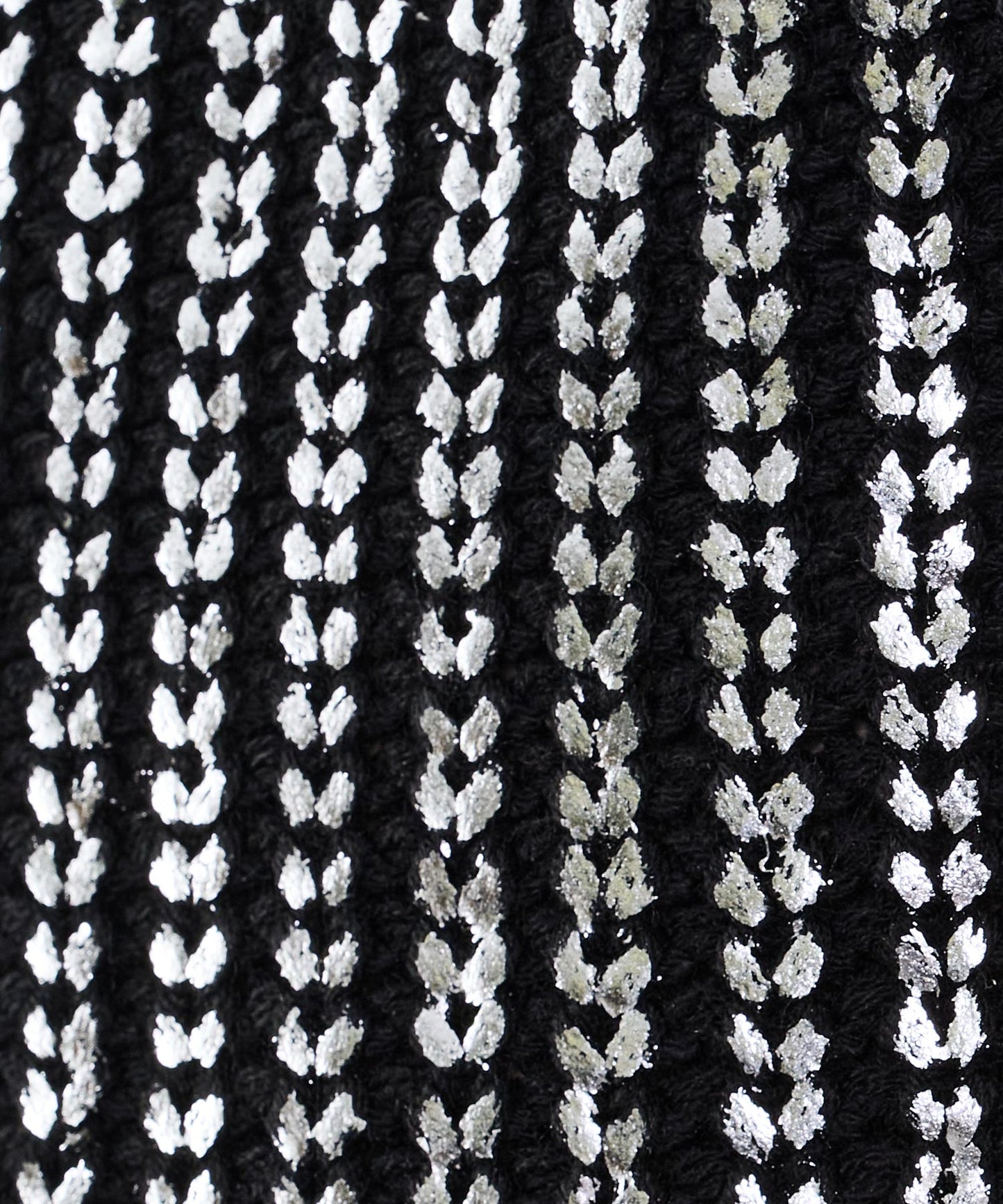 箔プリントショートセーター