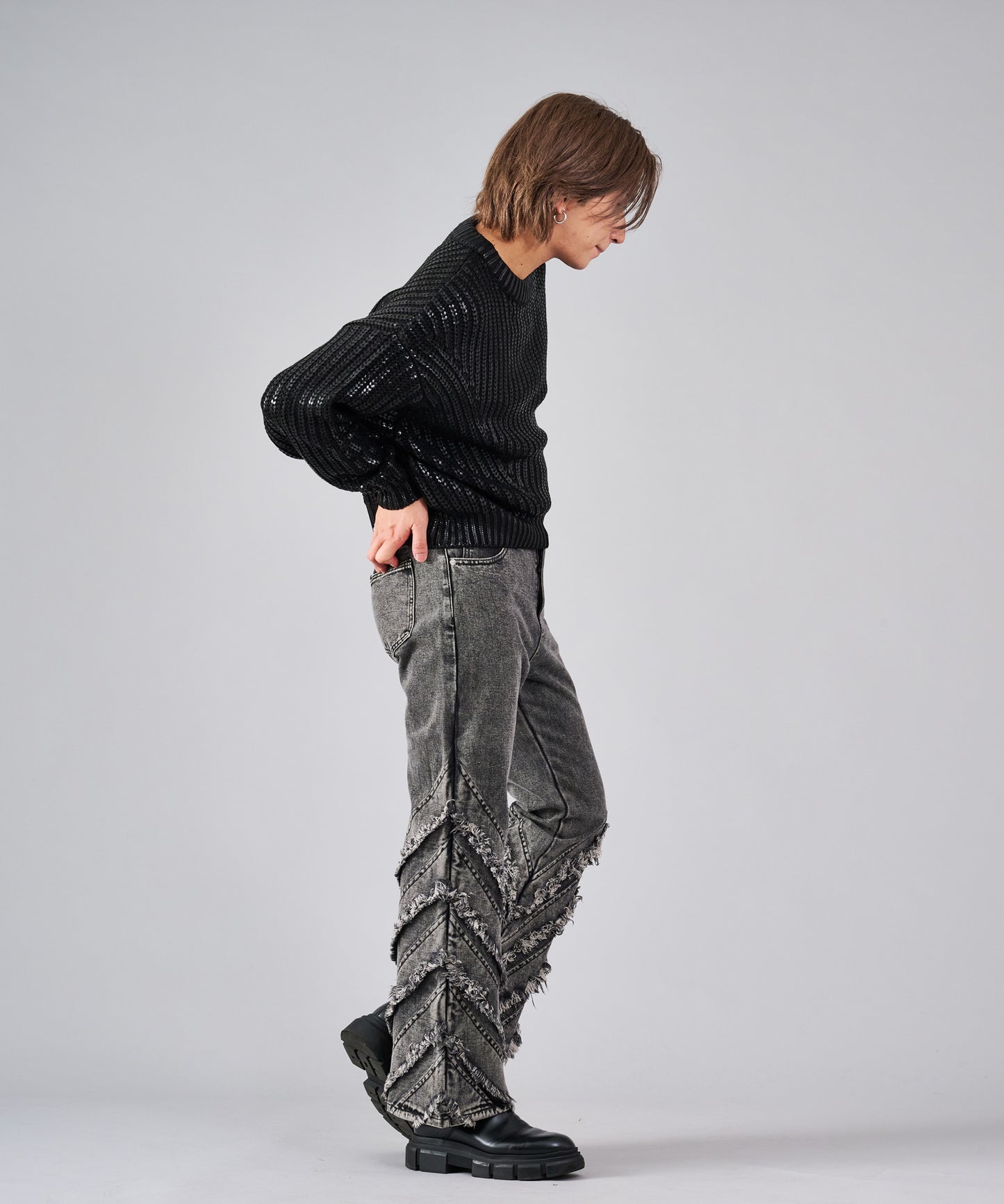 箔プリントショートセーター