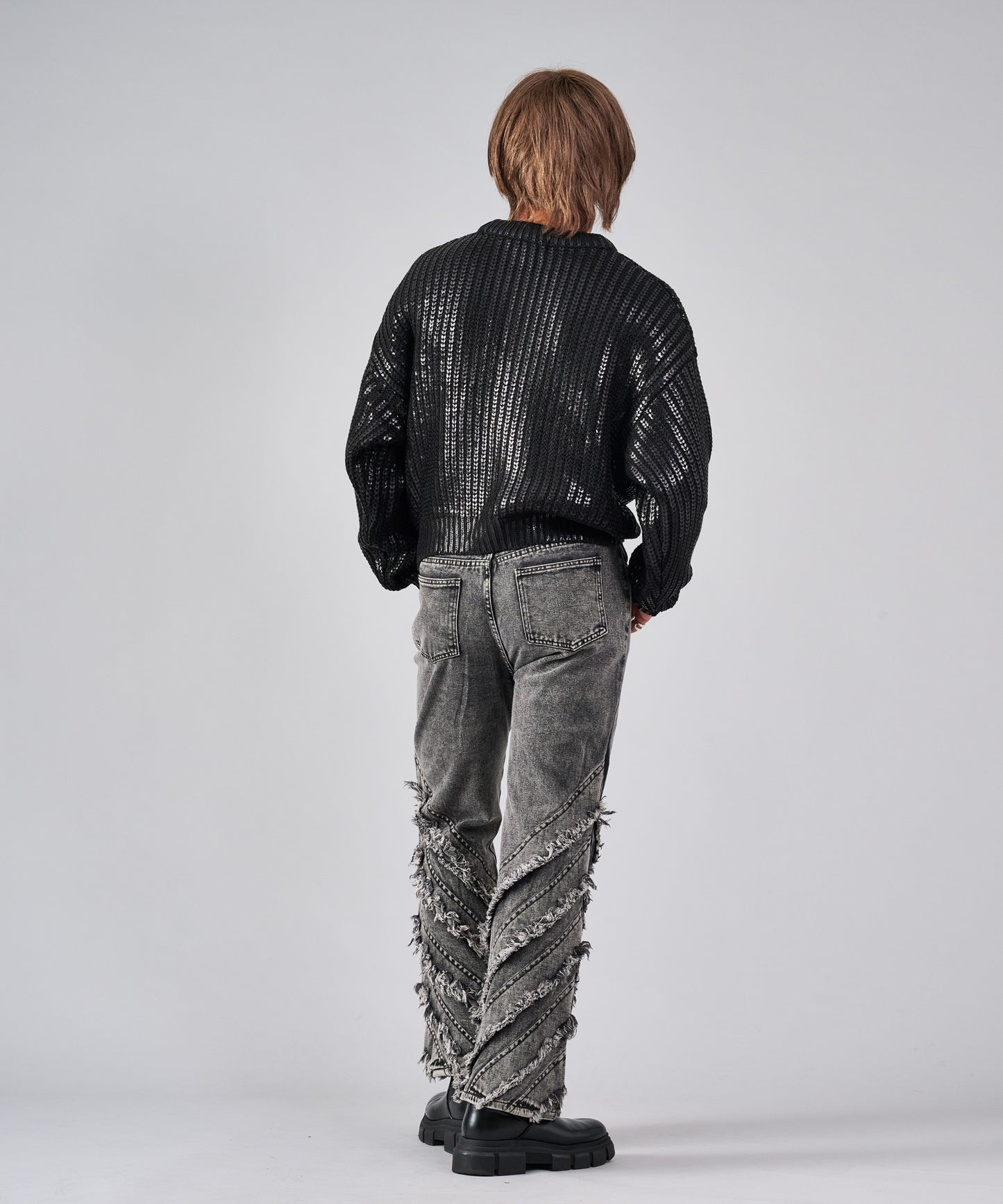 箔プリントショートセーター