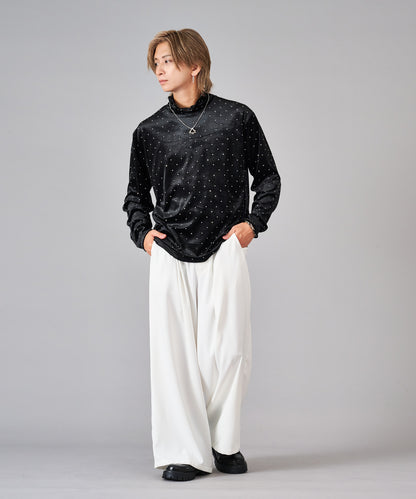 ラインストーン付きベロアタートルネック