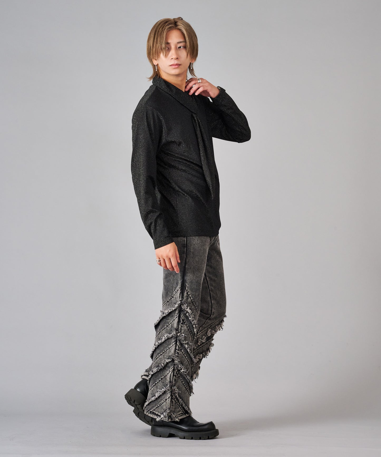 フェイクタイ付きロンT