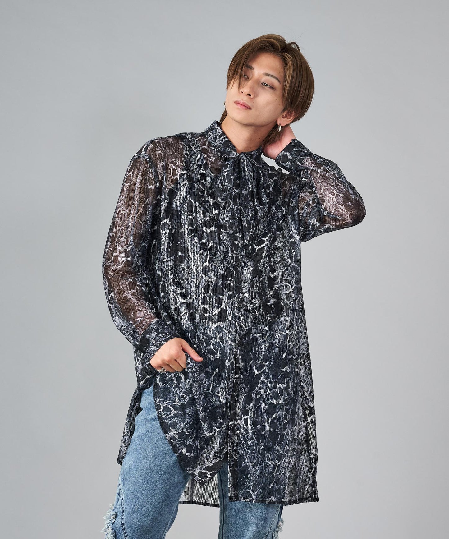 総プリントメッシュロングシャツ