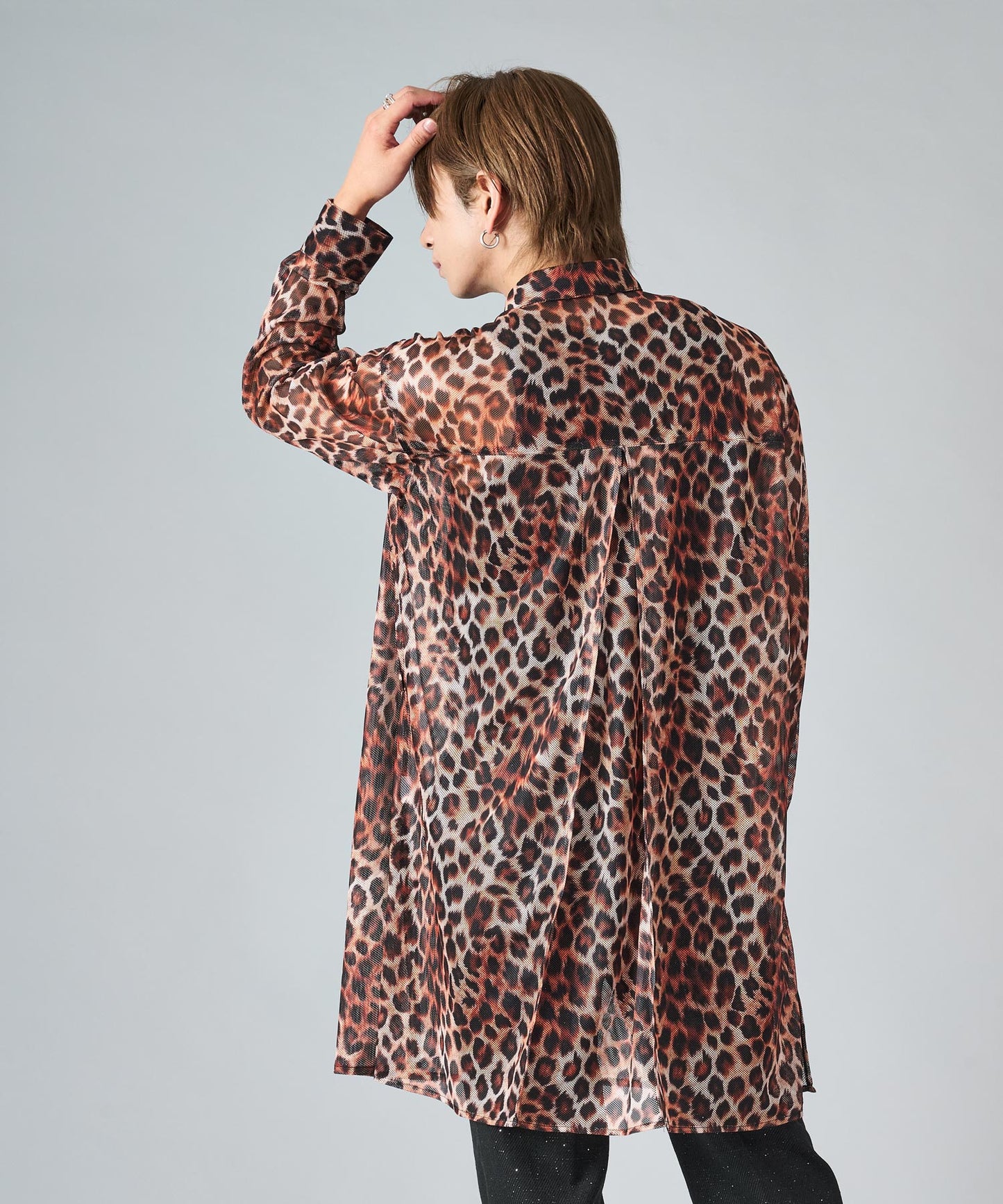総プリントメッシュロングシャツ
