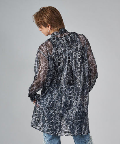 総プリントメッシュロングシャツ
