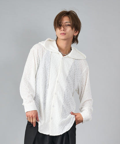 アクセサリー付きフードシャツ