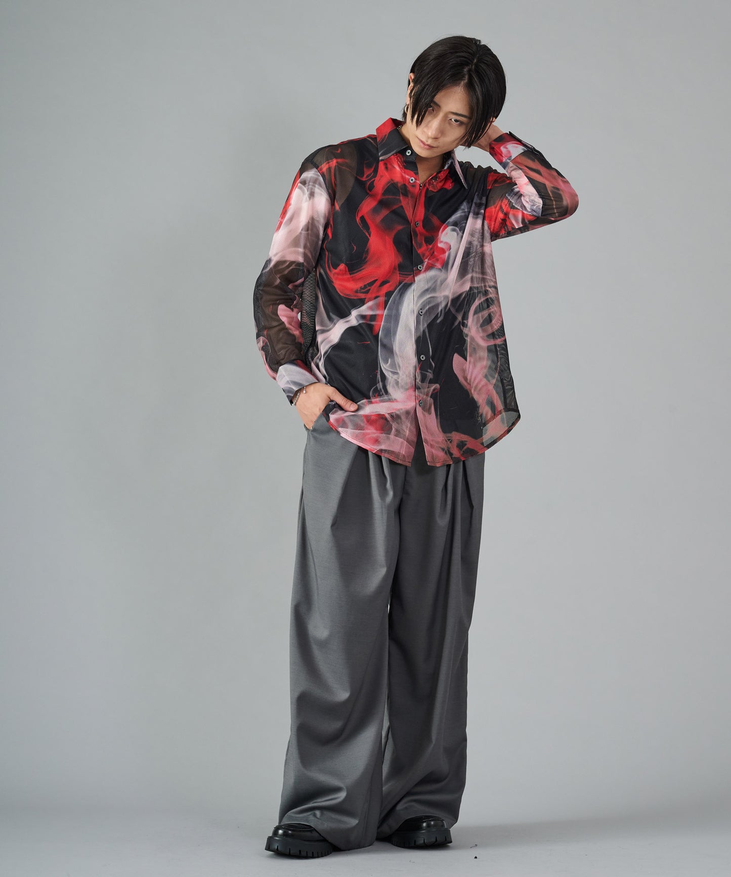 総プリントメッシュシャツ