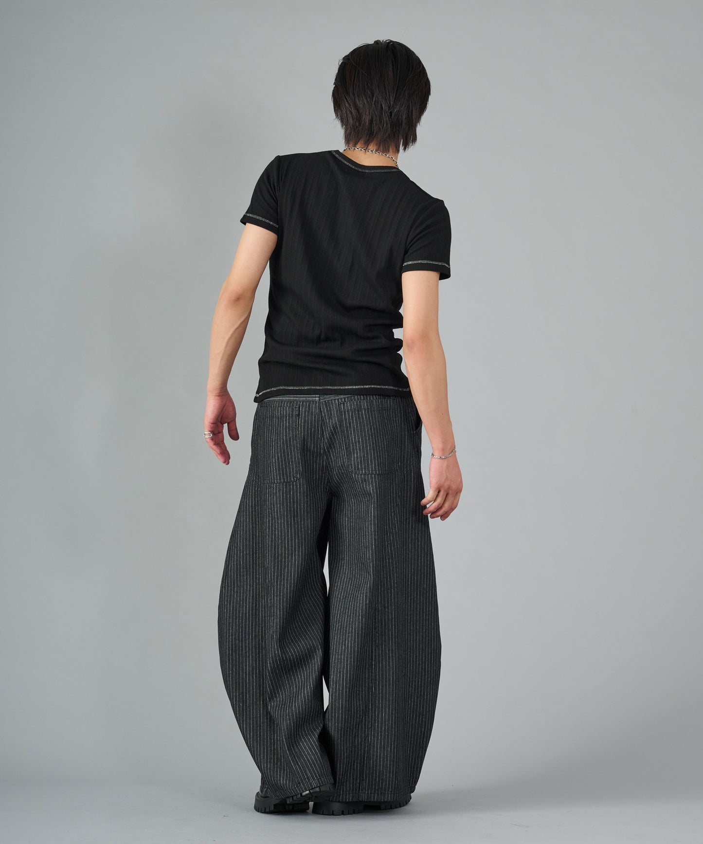 ラメ糸オーバーロックTシャツ