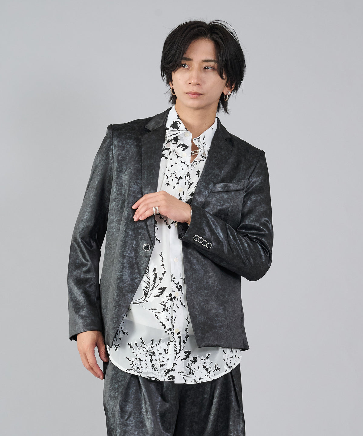 シャイニー1Bジャケット